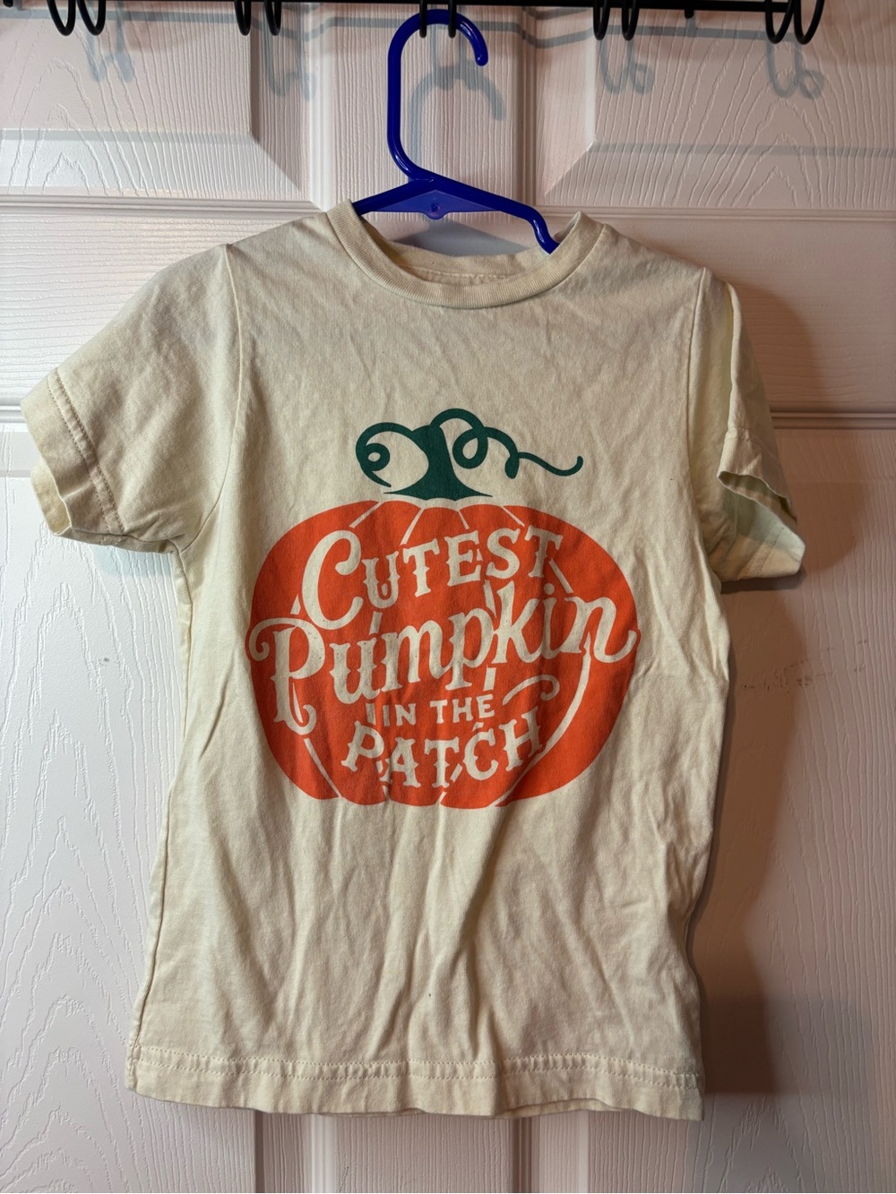 Kids Cream Short Sleeve Tee with Orange Pumpkin Graphic